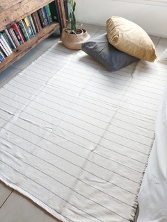 Alfombra Cuadrada (150x150) | Rayas finas gris - We are Home