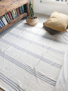 Alfombra Cuadrada (150x150) | Tres rayas gris en internet