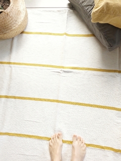 Alfombra Chica (100x150) | Franjas mostaza