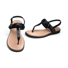 Sandalia Hebilla Strass Tira Empeine Combinada Nara Verniz Piccadilly (513009VZ) - comprar online