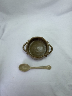 Kit de panela em cerâmica, feita à mão.