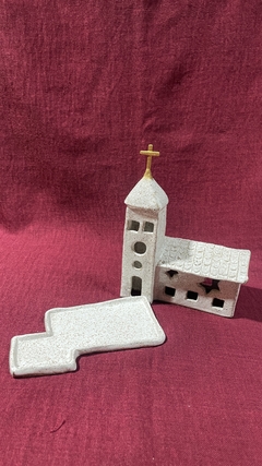 Igreja em cerâmica, feito à mão. - comprar online