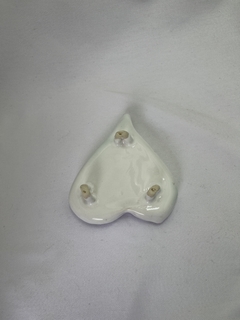 Porta aliança em cerâmica, feito à mão - Com Coração