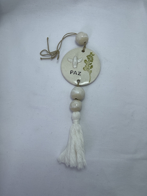 Pingente para Porta (Paz) em porcelana, feito à mão.