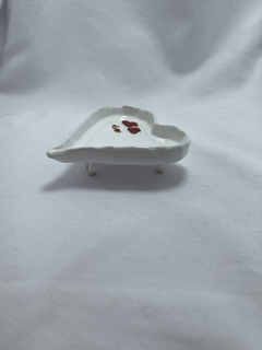 Porta aliança em cerâmica, feito à mão na internet