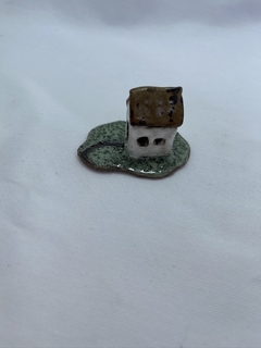 Miniatura de Casas em cerâmica, feito a mão. na internet