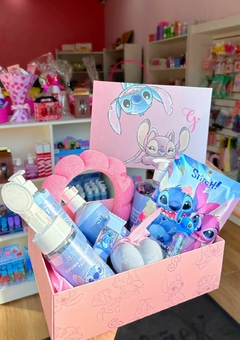KIT STITCH