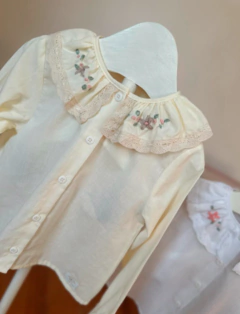 Camisa Bordado Florcita - comprar online