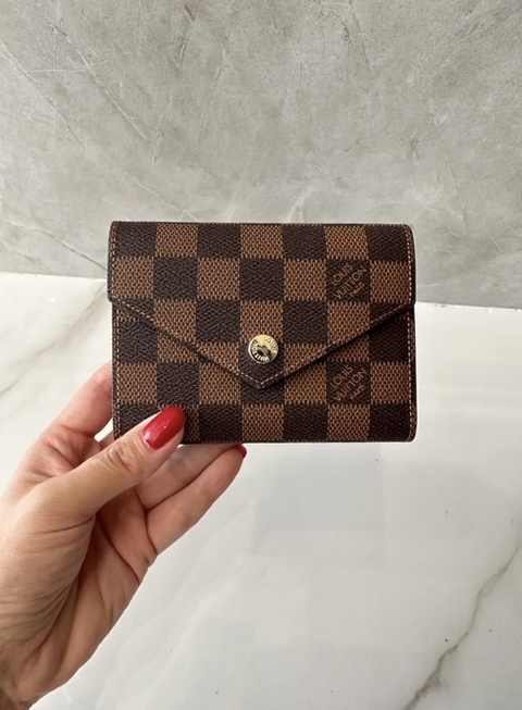 Carteira Louis Vuitton Victorine Ebene Rosa Italiana