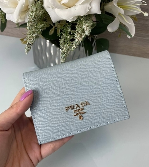 Carteira Prada de Couro Saffiano Azul Pequena Italiana