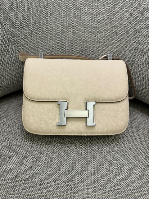 Bolsa Hermes Constance Off White com Prata 24 Italiana