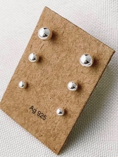 Brinco trio bolinhas | BR005