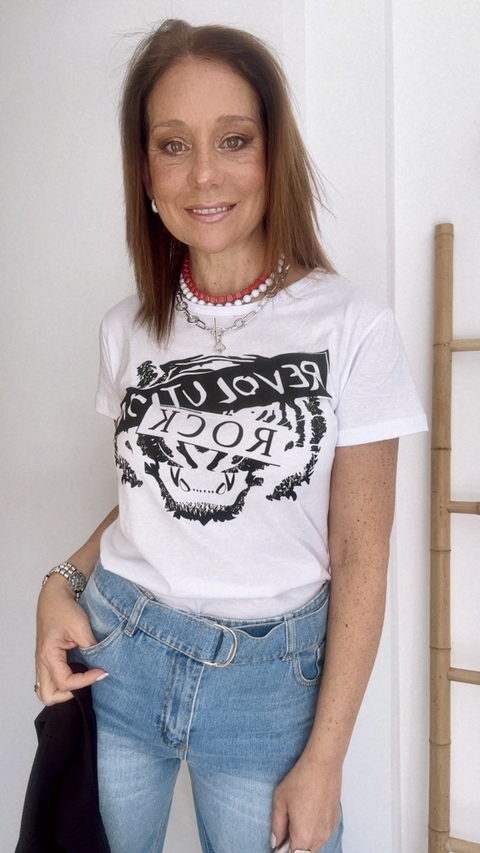 Remera Revolution