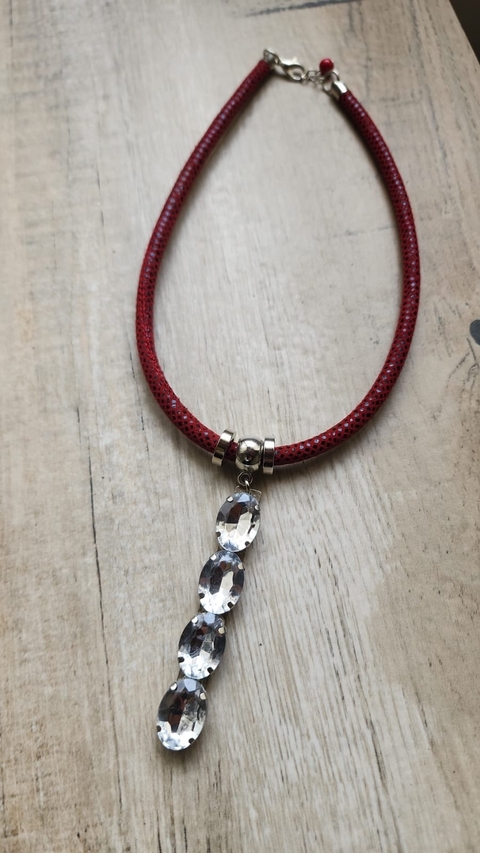Chocker Luna