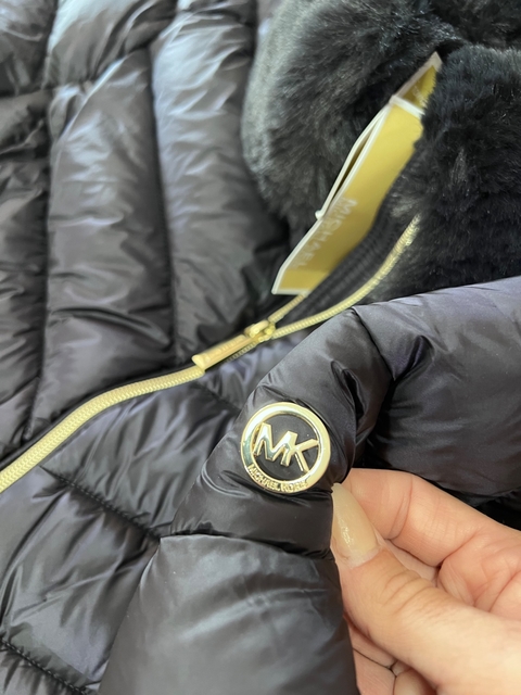 Jaqueta Michael Kors - Tam P na internet