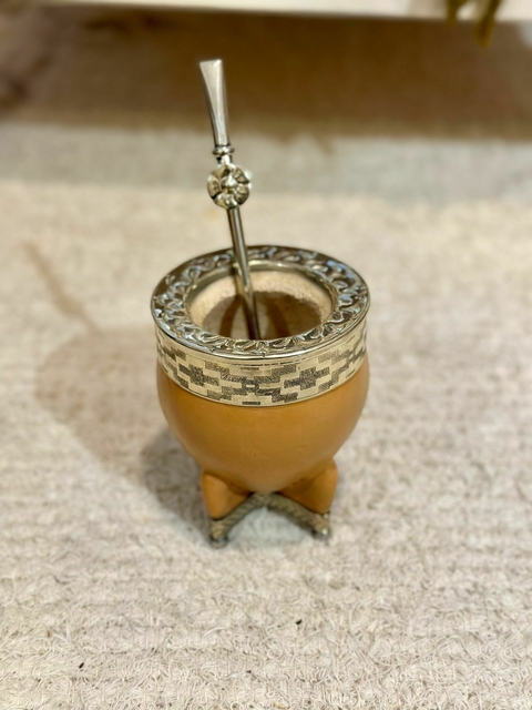 MATE IMPERIAL CON BASE SUELA