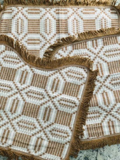 Jogo de Banheiro Relevo 3 Peças Caramelo