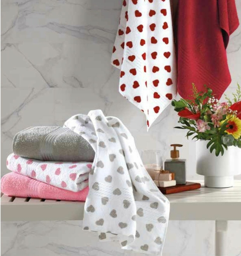 Kit Toalha de Banho Coração ou Poá + Toalha Rosto Coração ou Poá Döhler