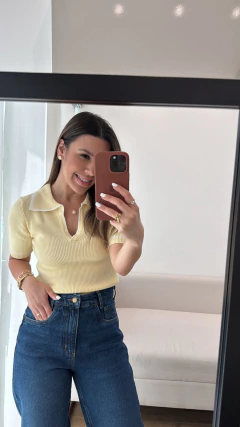 Blusa Polo Tricot Angela na internet