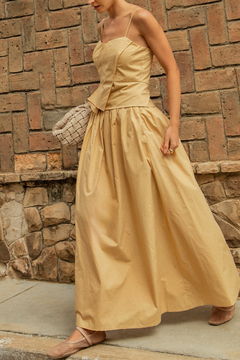 Saia MIDI PAPER MONA LISA - Bek Comfy Para mulheres versateis que se comunicam antes mesmo de abri a boca !