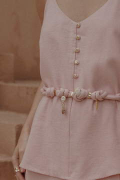 Imagem do Macacão com Botões Frontais e Cinto