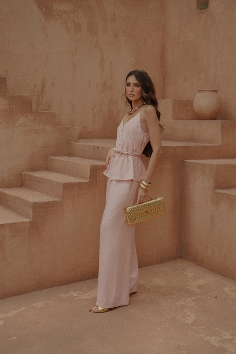 Macacão com Botões Frontais e Cinto