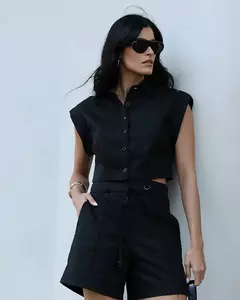 Camisa Cropped Linho/RAMI C/Martingale - comprar online