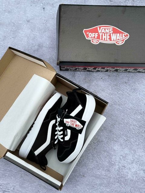 Vans ULTRARANGE EXP Negro