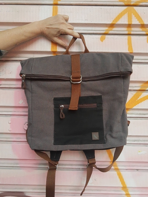 Mochila Rebeca Cinza e Preta