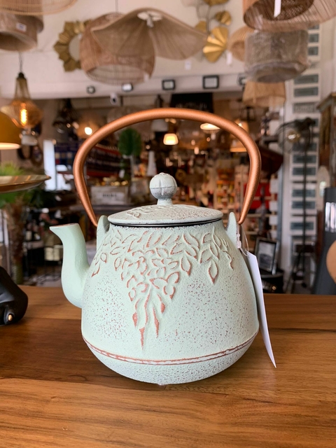 Tetera pava de Hierro Fundido + Infusor Flower