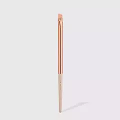 Pincel Delineador - Angled Eyeliner Brush Ocn25