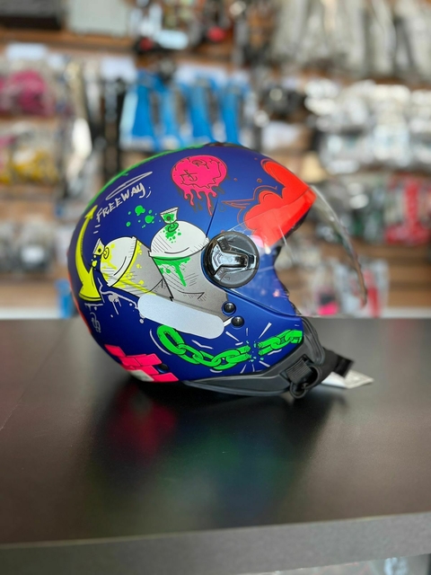 CAPACETE FREEWAY STREET AZUL METALIZADO FOSCO COM VERDE