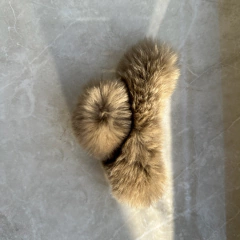 Presilha de Cabelo Fofuda Pelúcia Fofa