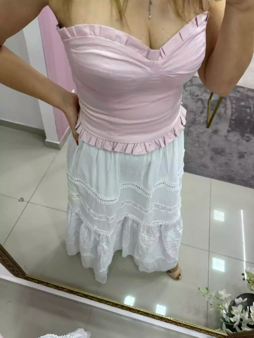 Cropped Vivi AF
