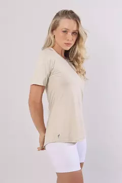 T-shirt Raglan Areia - comprar online