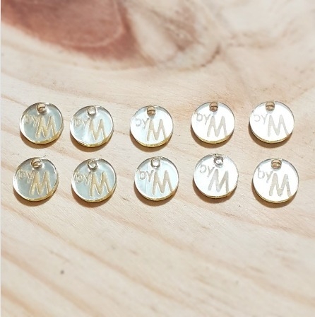 10 MINI PINGENTES/ TAG PARA LAÇOS 1 CM