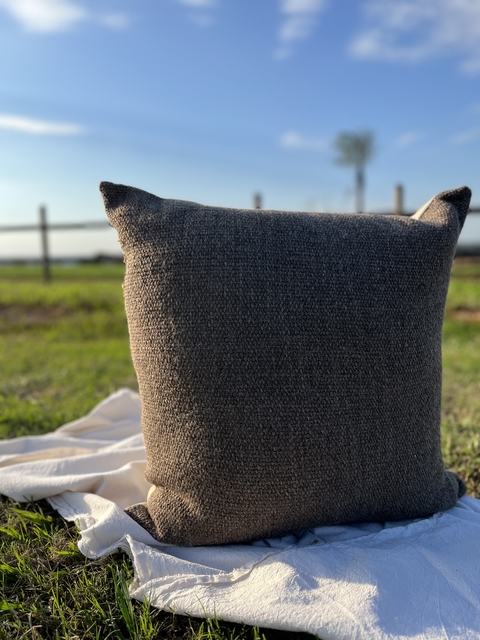 Almohadón Corral - Visón - comprar online