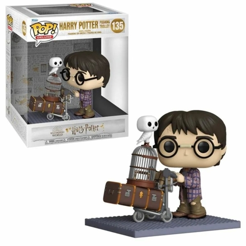 Boneco Funko Pop! eluxe Harry Potter Empurrando Carrinho 135