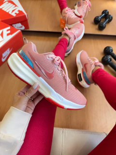 Invincible run 3 Rosa/Vermelho - comprar online