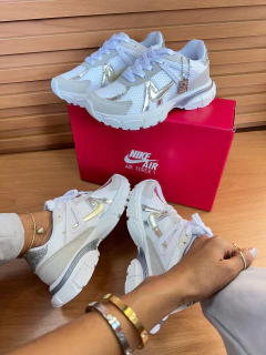 Driwer Luxo Cinza claro - Gabi Soares Calçados