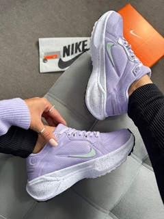 Zoom Pegasus 41 Lilás - Gabi Soares Calçados