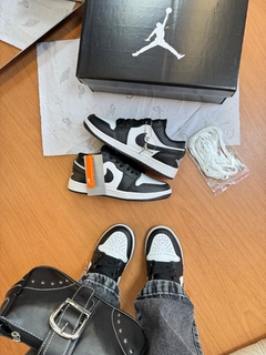 Air Jordan Panda na internet
