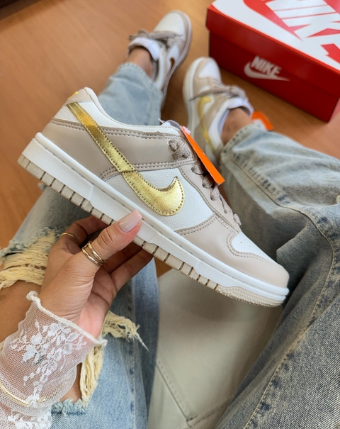 Dunk Low Pro Bege/Dourado - comprar online