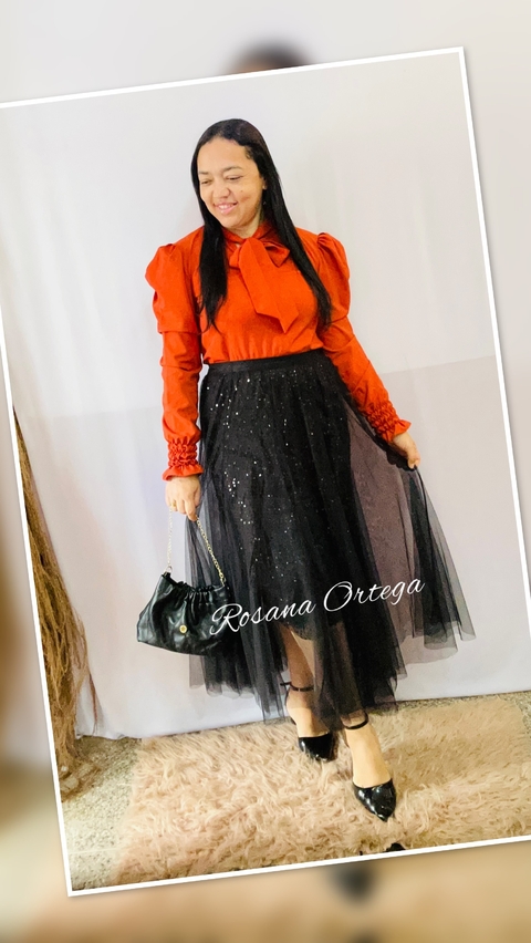 Saia Mirian paetê preta - comprar online