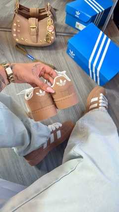 Adidas Campus (camurça natural) - Bege/Ferrugem - Dezenove Streetwear