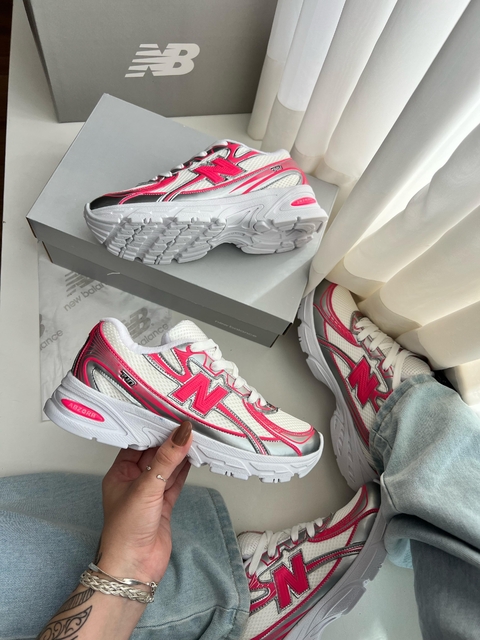 New Balance 740 - Branco/Pink