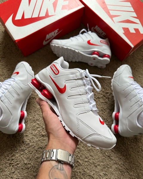 Nike Shox nz Premium - branco/vermelho