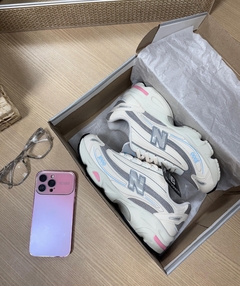 New Balance 1000 - Off/White/Cinza na internet