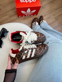 Samba OG Leopard - acompanha cadarço branco & vermelho - comprar online