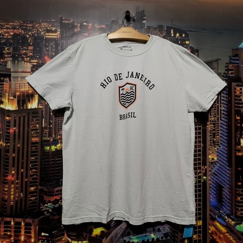 CAMISETA OSK PLUS SIZE CINZA CLARO - comprar online